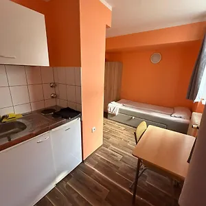 Appartamento Budget Station Aparthostel