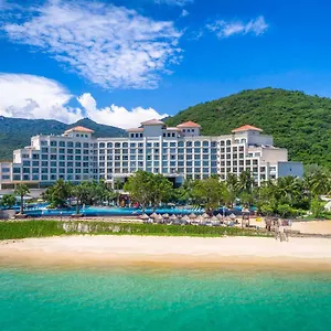 Курортный комплекс Ocean View Yalong Bay Санья